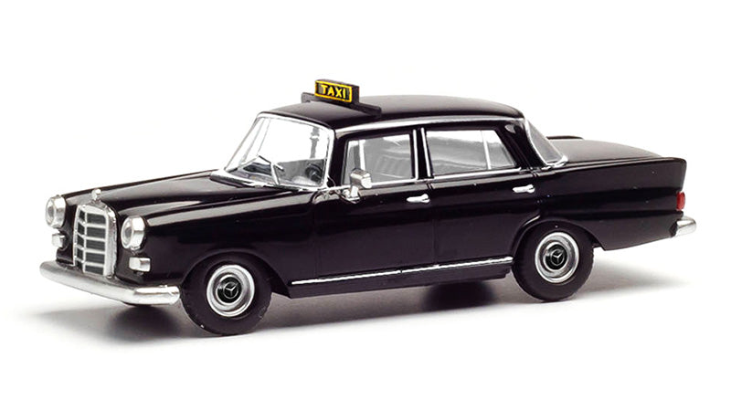 Herpa 095686 1/87 Scale Taxi - Mercedes-Benz 200 Fintail