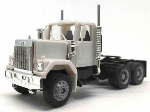 Herpa 15234 HO Scale American Trucks - Tractor Only - GMC -- General Conventional w/Short Chassis - Unpainted (white)