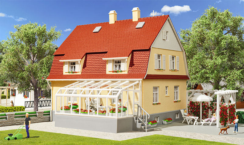 Kibri 38700 1/87 Scale House with Winter Garden