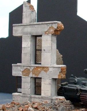 Dioramas Plus 4 1/35 Ruined Small Concrete/Brick Building (6"x6"x8")