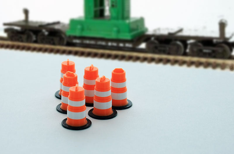 3D To Scale 43-105-OR 1/43 Scale Traffic Barrels - 6 pack orange and white