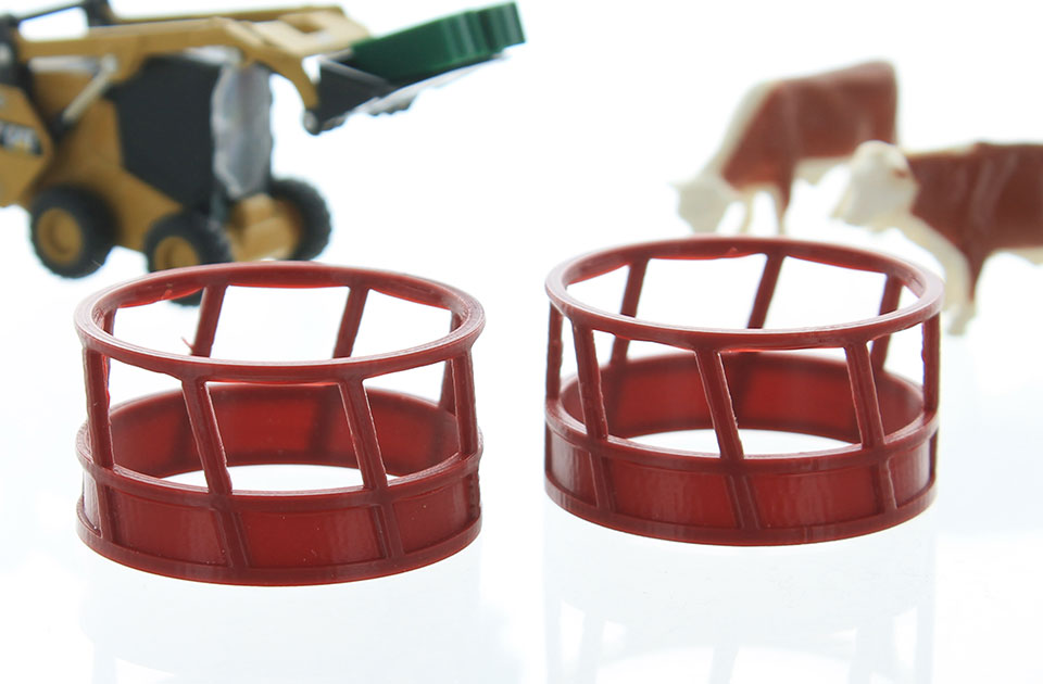 3D To Scale 64-300-R 1/64 Scale Hay Feeder - 2 pack red