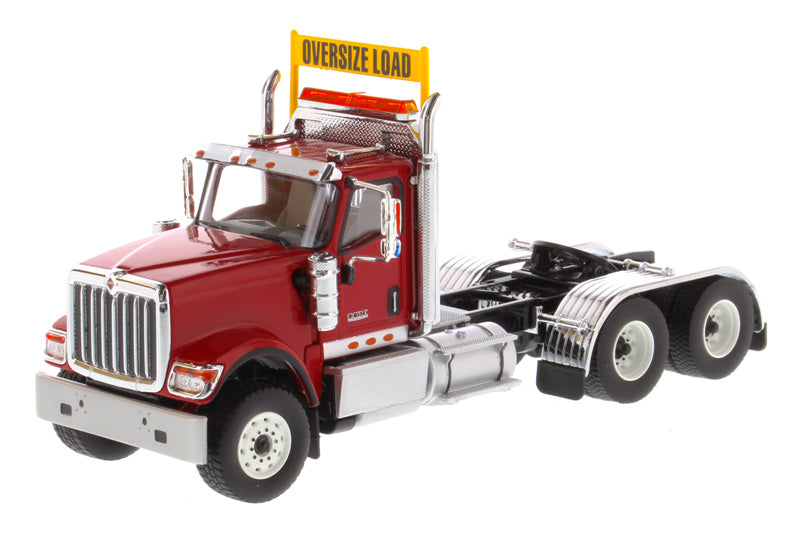 Diecast Masters 71002 1/50 Scale International HX520 Day Cab Tandem Tractor