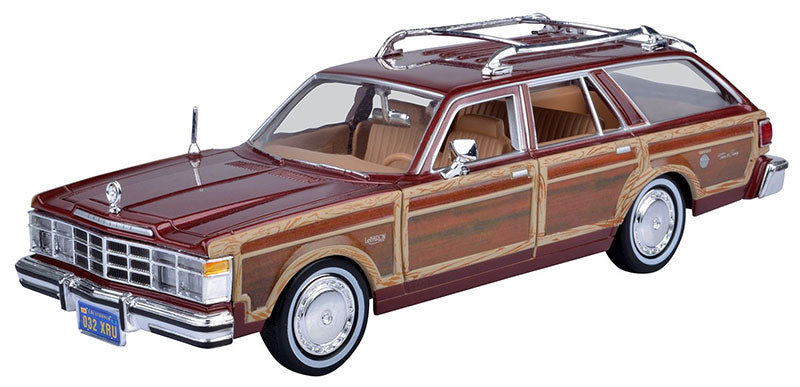 Motormax 73331AC-TN 1/24 Scale 1979 Chrysler LeBaron Town and Country