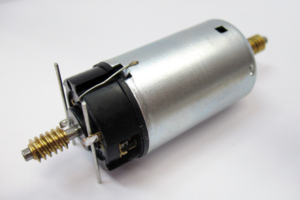 Piko 36005 G Scale Motor with Worm Gear Mogul