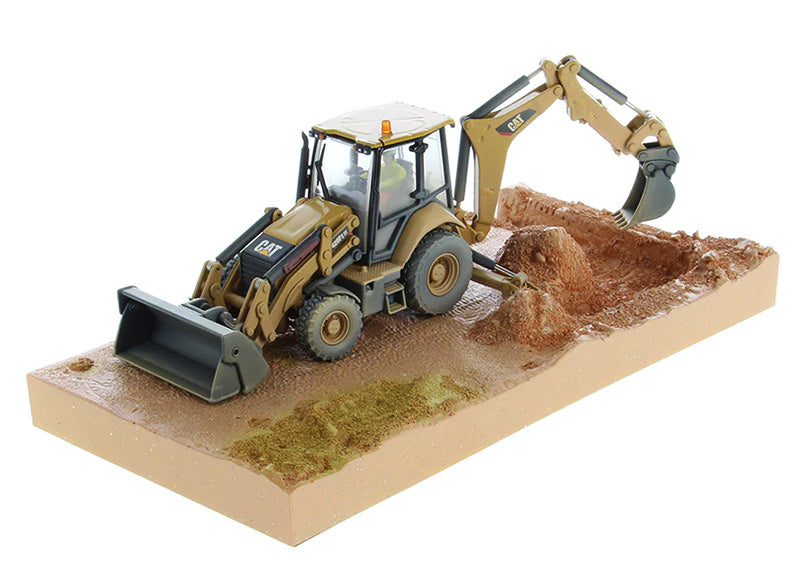 Diecast Masters 85755 1/50 Scale Caterpillar 420F2 IT Weathered Backhoe Loader