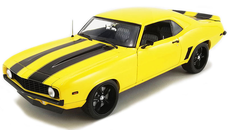 Acme A1805719 1/18 Scale 1969 Chevrolet Camaro Street Fighter
