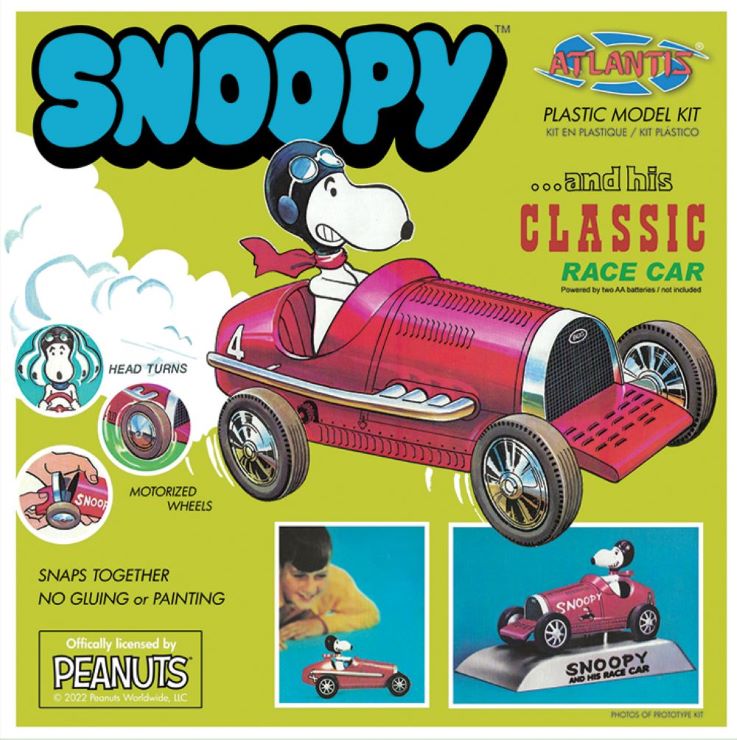 Atlantis Models 6894 Snoopy & His Race Car (Snap) (formerly Monogram) (D)