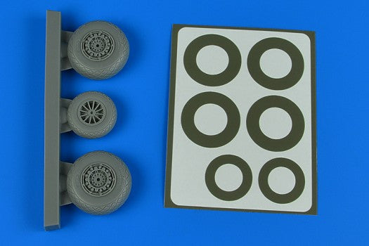 Aires 4871 1/48 B26K Invader Wheels & Paint Masks Early Diamond Pattern For ICM