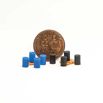 All Scale Miniatures 1600946 N Scale 4 Blue Drums and 4 Black Drums on Pallets