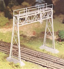 Bachmann 45623 O Scale Plasticville U.S.A.(R) Classic Kits -- Signal Bridge (silver)