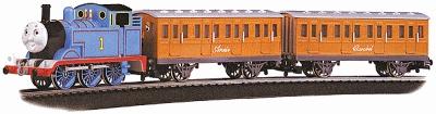 Bachmann 642 HO Scale Thomas & Friends(TM) -- Thomas the Tank Engine with Annie & Clarabel Train Set (blue, red, gold)