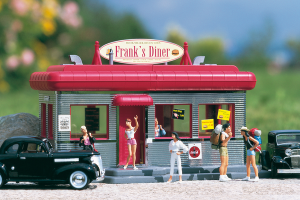 Piko 62250 G Scale Downtown Diner