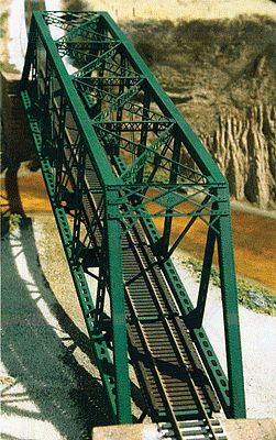 Central Valley Models 1905 HO Scale 150' Through-Truss Bridge -- With Punch Plate Girders - Kit