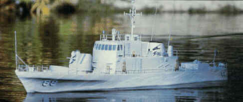 Dumas Products 1218 51" USS Crocket Boat Kit (5/16-1')