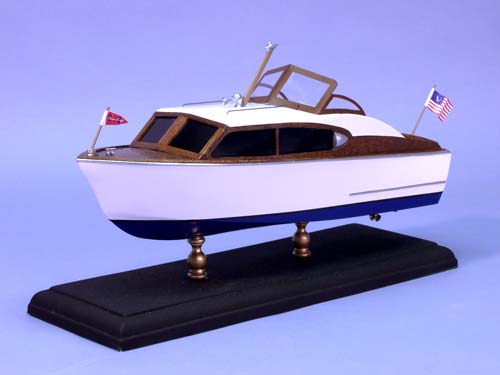 Dumas Products 1707 12" 1956 Chris Craft 24' Sedan Boat Laser Cut Kit (1/24)