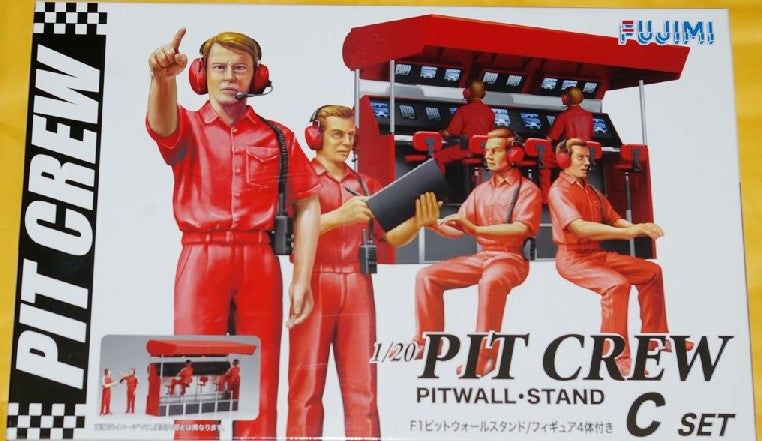 Fujimi 11332 1/20 Pit Crew (4) w/Pitwall Stand
