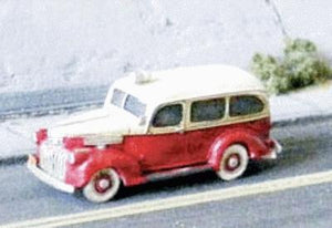 GHQ 57017 N Scale American Emergency Vehicle (Unpainted Metal Kit) -- 1941 Ambulance