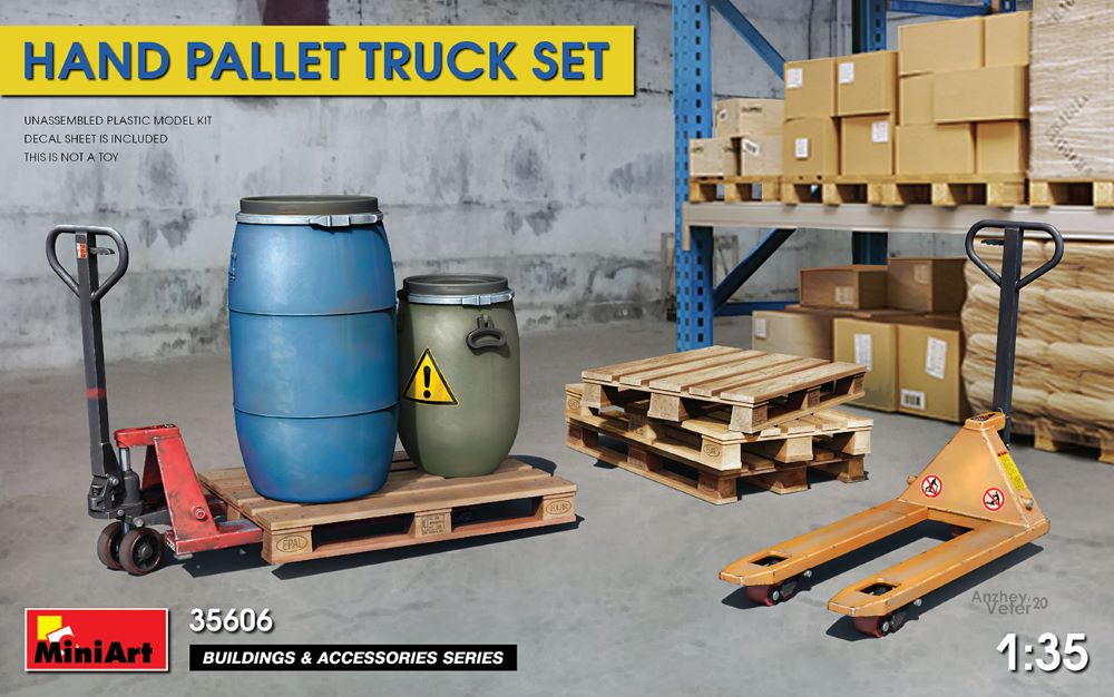 MiniArt 35606 1/35 Pallet Jacks (2) w/Pallets (4) & Barrels (2)
