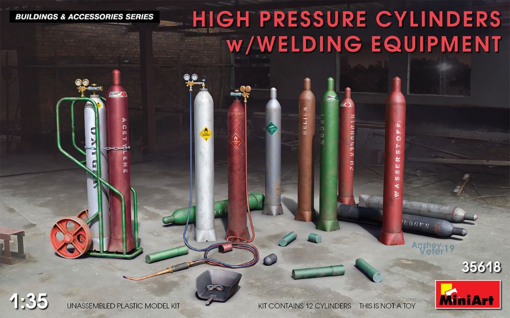 MiniArt 35618 1/35 High Pressure Cylinders (12) w/Welding Equipment 