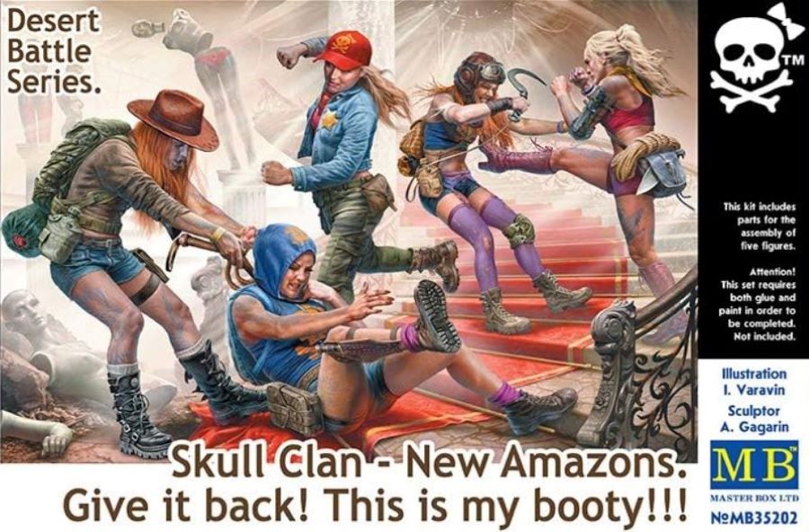 Master Box Models 35202 1/35 Desert Battle: Skull Clan New Amazons Women Fighting over Clothes (5)