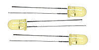 Miniatronics 1215303 All Scale Blinker/Flasher Suberbrite Light Emiting Diodes (LEDs) - 13/64" 5mm Diameter -- Yellow
