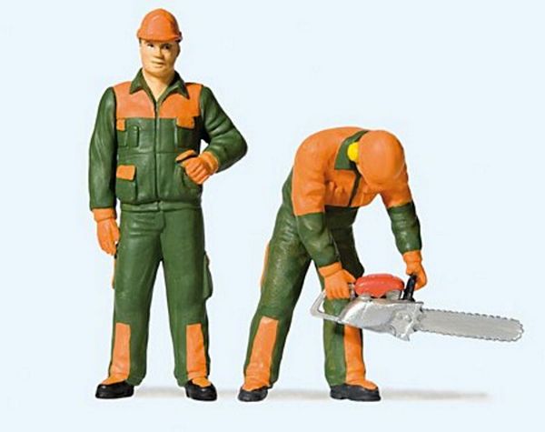 Preiser 44912 G Scale Modern Lumberjacks -- Set #1 (green & orange Uniforms) pkg(2)