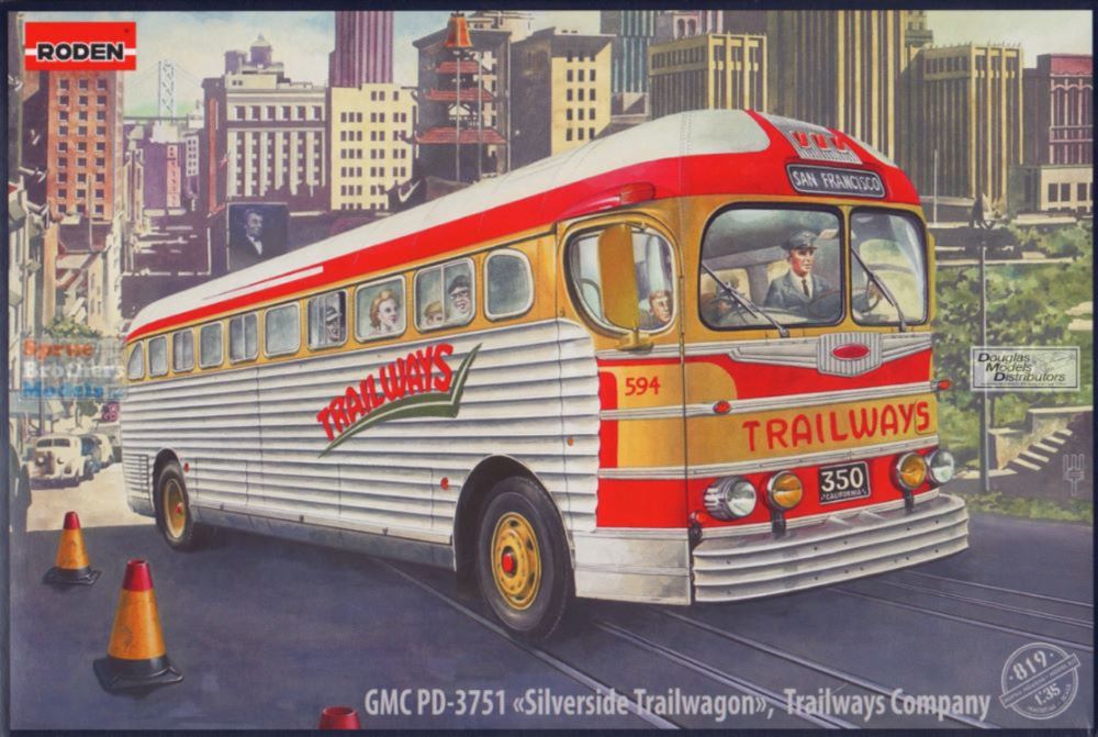 Roden 819 1/35 GMC PD3751 Silverside Trailways Bus
