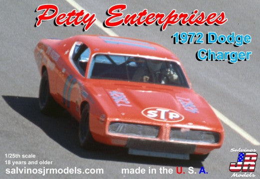 Salvinos Jr Models 19721 1/25 Petty Enterprises #11 1972 Dodge Charger Daytona 500 Race Car