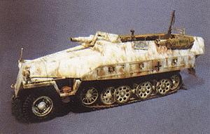 Trident Miniatures 90092 HO Scale Military - Former German Army WWII - SdKfz 251 Series Half-Tracks -- 251/9 Armored Personnel Carrier "Stummel" with Self-Propelled Gun (Desert Tan)