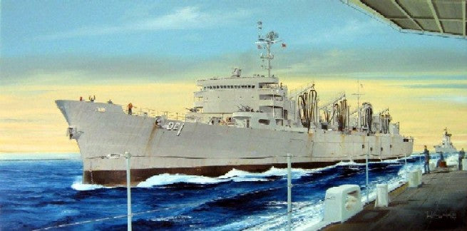 Trumpeter 5785 1/700 USS Sacramento AOE1 Fast Combat Support Ship