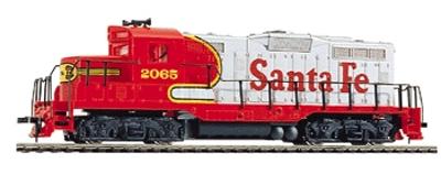 Walthers Trainline 113 HO Scale EMD GP9M - Standard DC -- Santa Fe #2092 (Warbonnet; red, silver)