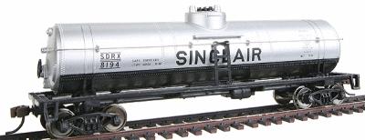 Walthers Trainline 1611 HO Scale 40' Tank Car - Ready to Run -- Sinclair Oil
