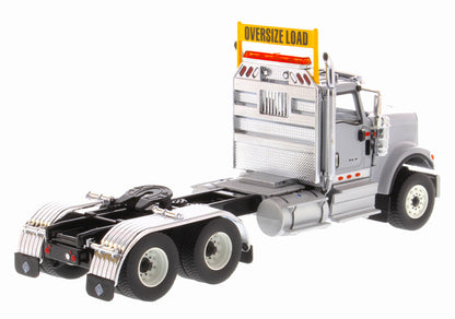Diecast Masters 71005 1/50 International HX520 Day Cab, Light Grey