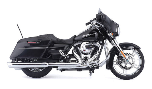 Maisto 32328 1/12 Scale 2015 Harley-Davidson Street Glide Special Motorcycle