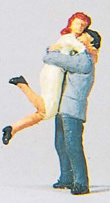 Preiser 28031 HO Scale Happy Homecoming Couple
