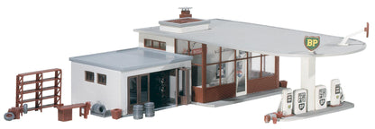 Faller 130347 HO Scale 1950s BP Petrol Station Model Kit