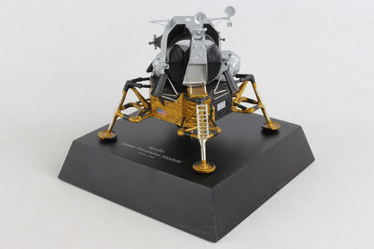 Executive Series E3848 Lunar Excursion Module 1/48
