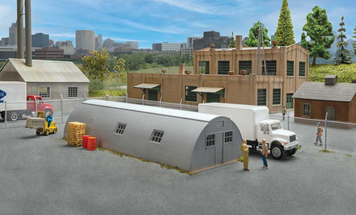 Walthers Cornerstone 933-3560 HO Scale Quonset Hut -- Kit - 6-9/16 x 2-3/4 x 1-1/2"  16.6 x 6.9 x 3.8cm