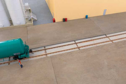 Walthers Cornerstone 4163 HO Concrete Track Pads 9-Pack Kit