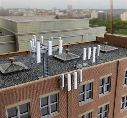 Walthers SceneMaster 949-4195 HO Scale Communication Tower Array -- Kit