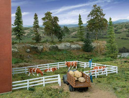 Walthers SceneMaster 4202 HO 3-Rail Farm Fence Kit