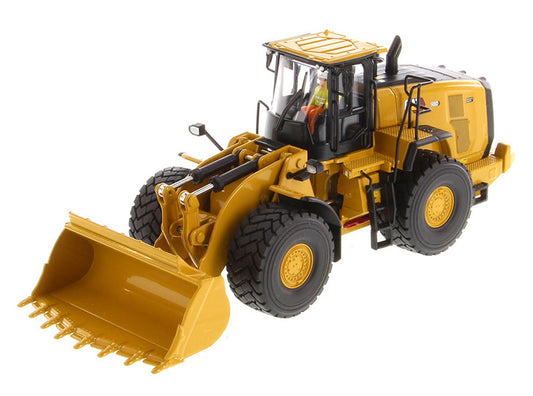 Diecast Masters 85684 1/50 Caterpillar 980 Wheel Loader