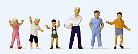 Preiser 14120 HO Scale Recreation & Sports Children Playing Ball