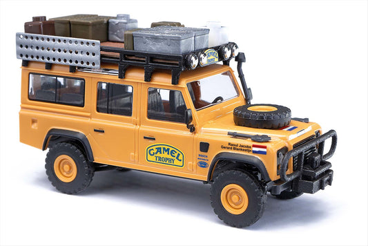 Busch 50329 HO Scale Land Rover Defender Camel Trophy SUV, Assembled