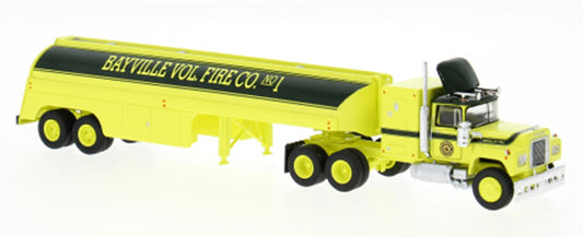 Brekina 85815 1/87 Bayville Fire 1966 Mack RS700 Plastic