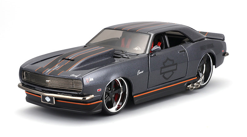 Maisto 32273MGY 1/24 Scale Harley-Davidson - 1968 Chevrolet Camaro Z/28