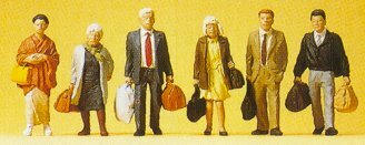 Preiser 10413 HO Scale Passengers Foreign Travelers