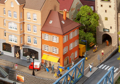 Faller 130617 HO Scale Corner House with Post Office Kit