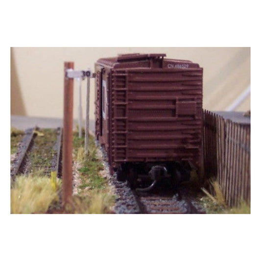 Osborn Models 1051 Ho Mile Posts